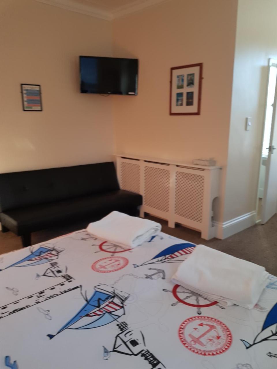 Гостевой дом Ivanhoe 3*