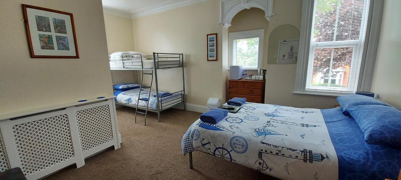 Guest house Ivanhoe Bridlington